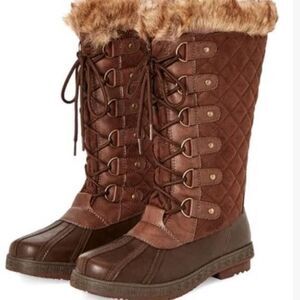 NIB Womens shoedizzle Chocolate & Tan Marley Duck Boot- size 5.5